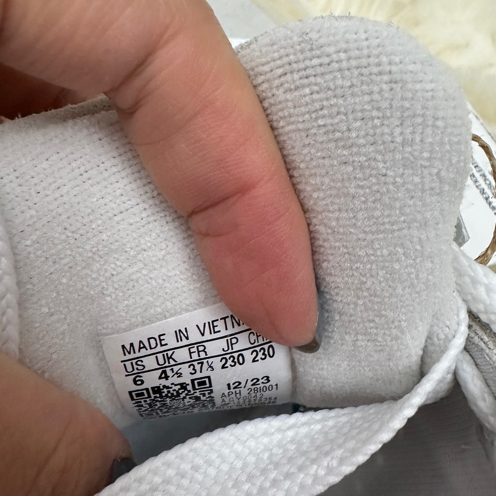 Adidas campus sneakers - Picture 9 of 12